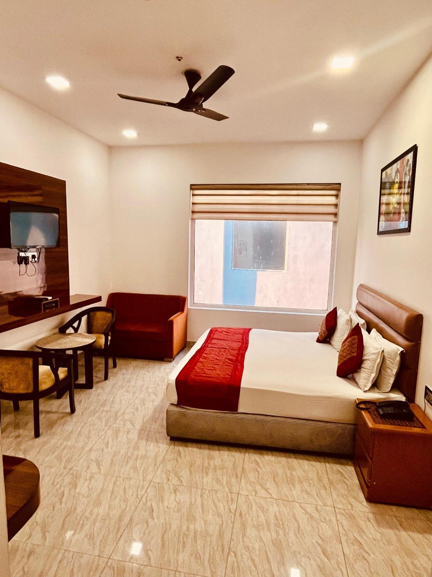 Amora Rooms Dwarka Nueva Delhi Exterior foto