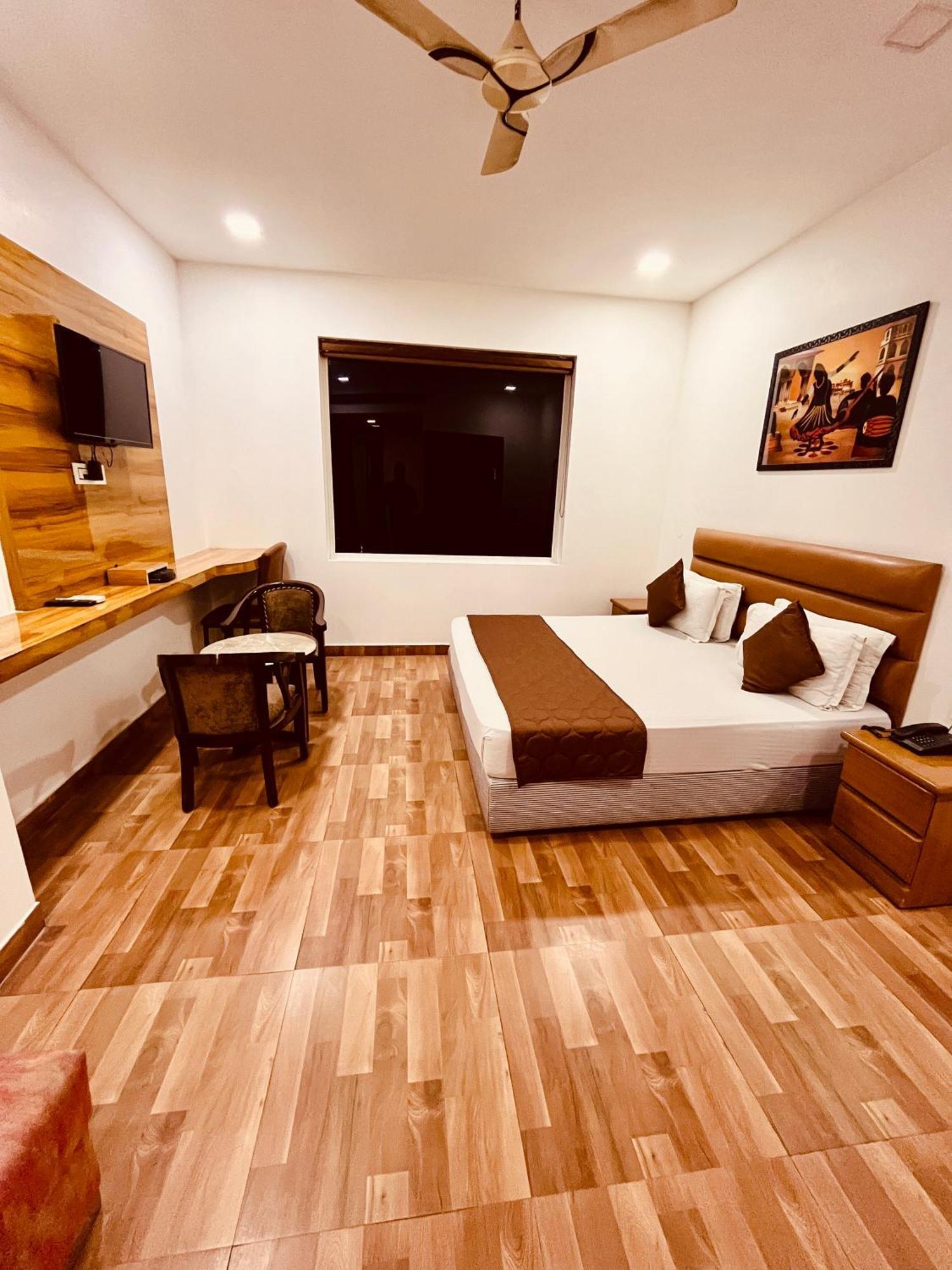 Amora Rooms Dwarka Nueva Delhi Exterior foto
