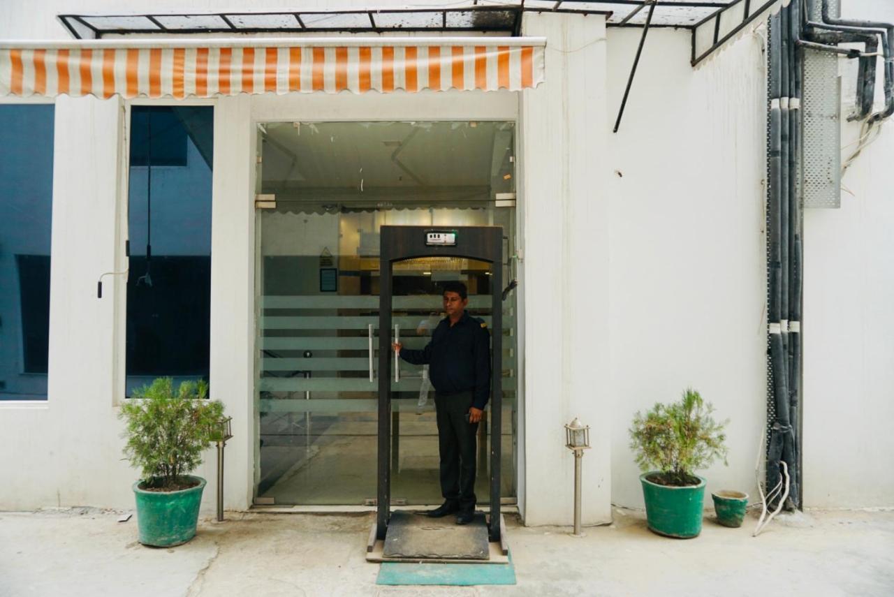 Amora Rooms Dwarka Nueva Delhi Exterior foto